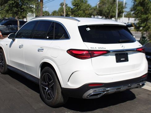 Certified 2025 Mercedes-Benz GLC 350e 4MATIC image 8
