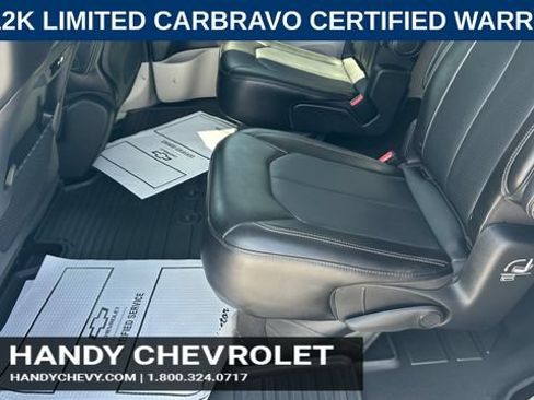 Used 2024 Chrysler Pacifica Touring-L FWD image 30