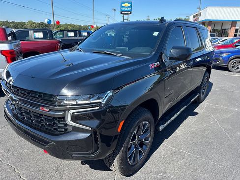 Used 2021 Chevrolet Tahoe Z71 image 2