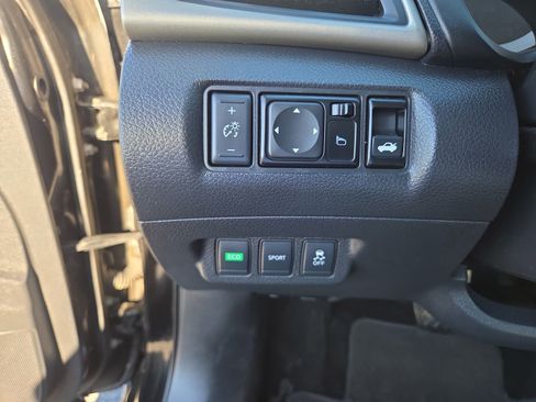 Used 2015 Nissan Sentra SL w/ Protection Package image 33