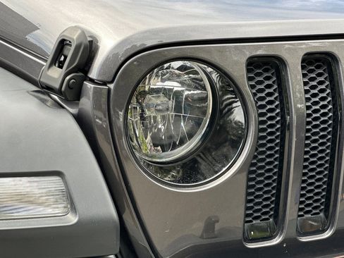 Used 2020 Jeep Wrangler Unlimited Sport image 12