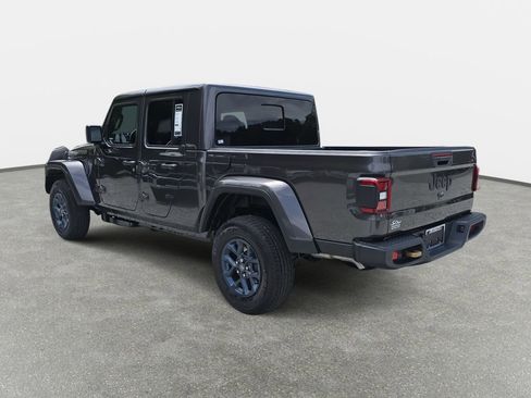 New 2026 Jeep Gladiator Sport AWD/4WD image 7