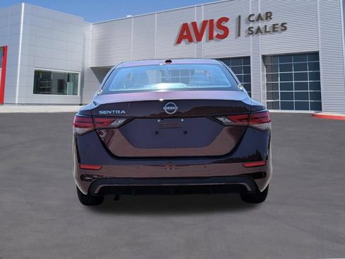 Used 2025 Nissan Sentra SV FWD image 7