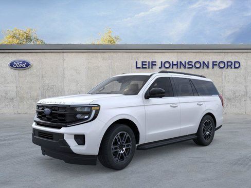 New 2025 Ford Expedition Active RWD image 1