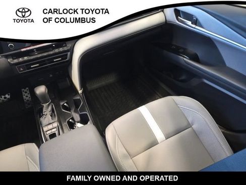 Used 2026 Toyota Camry SE FWD image 19