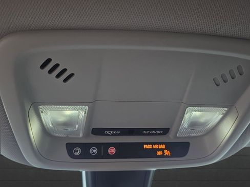 Used 2022 Chevrolet Malibu LT image 20