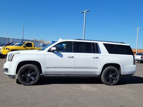 Used 2016 GMC Yukon XL Denali w/ Open Road Package AWD/4WD image 2