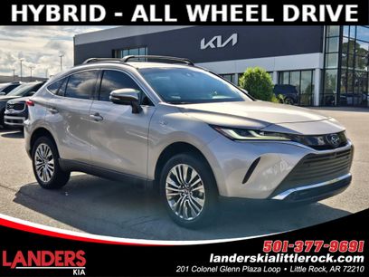 Used 2021 Toyota Venza Limited w/ Carpet Mat Package (TMS)