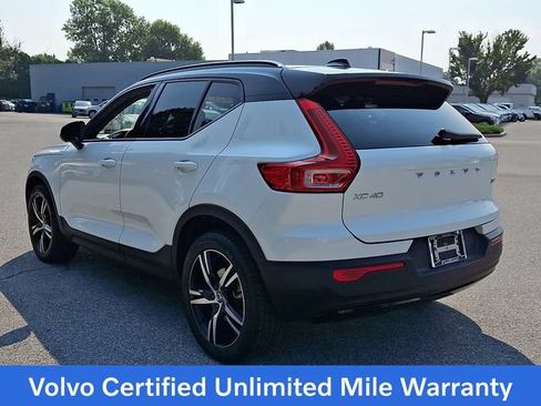 Used 2021 Volvo XC40 T5 R-Design w/ Advanced Package AWD/4WD image 4