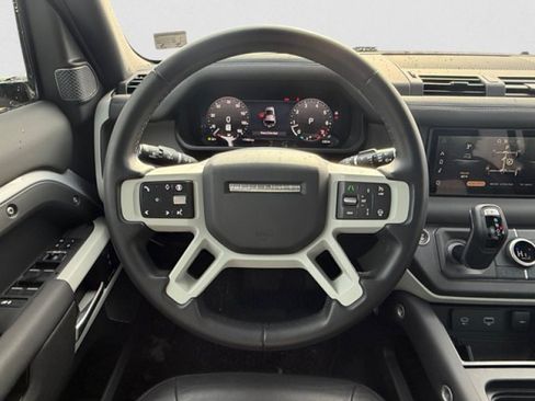 Certified 2024 Land Rover Defender 110 S AWD/4WD image 15