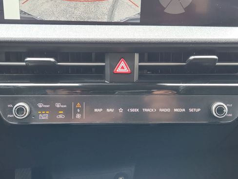 Certified 2023 Kia EV6 Wind RWD image 18