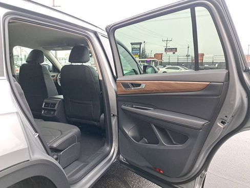New 2026 Volkswagen Atlas SE AWD/4WD image 14