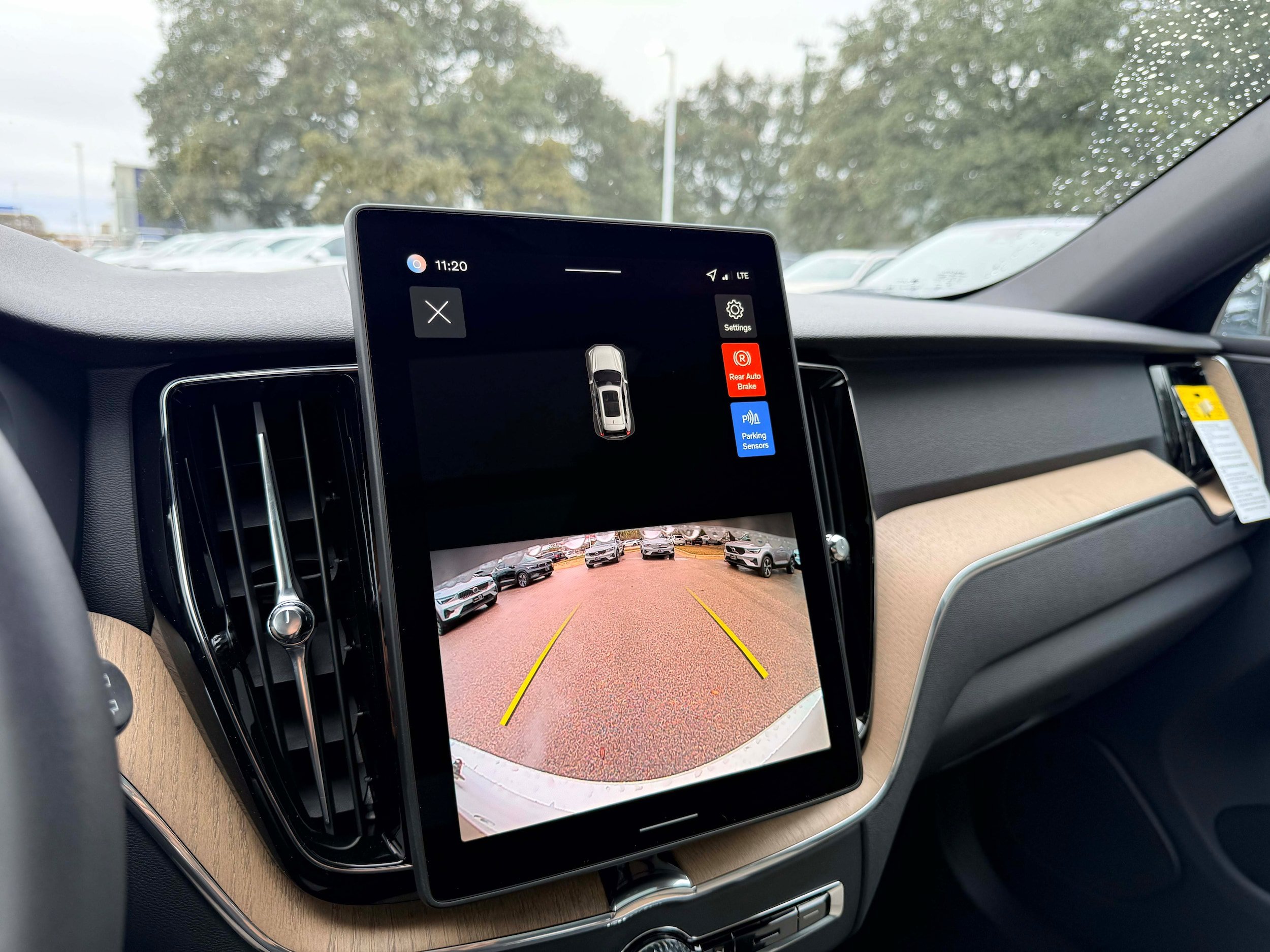 New 2026 Volvo XC60 B5 Core AWD/4WD image 22