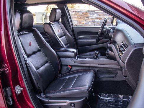 Used 2023 Dodge Durango GT image 19