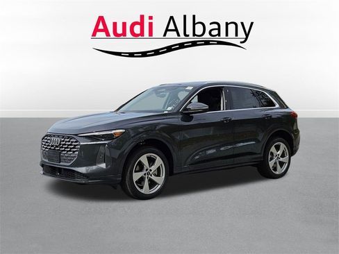 New 2025 Audi Q5 Premium Plus image 6