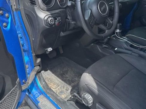 Used 2023 Jeep Gladiator Willys image 26