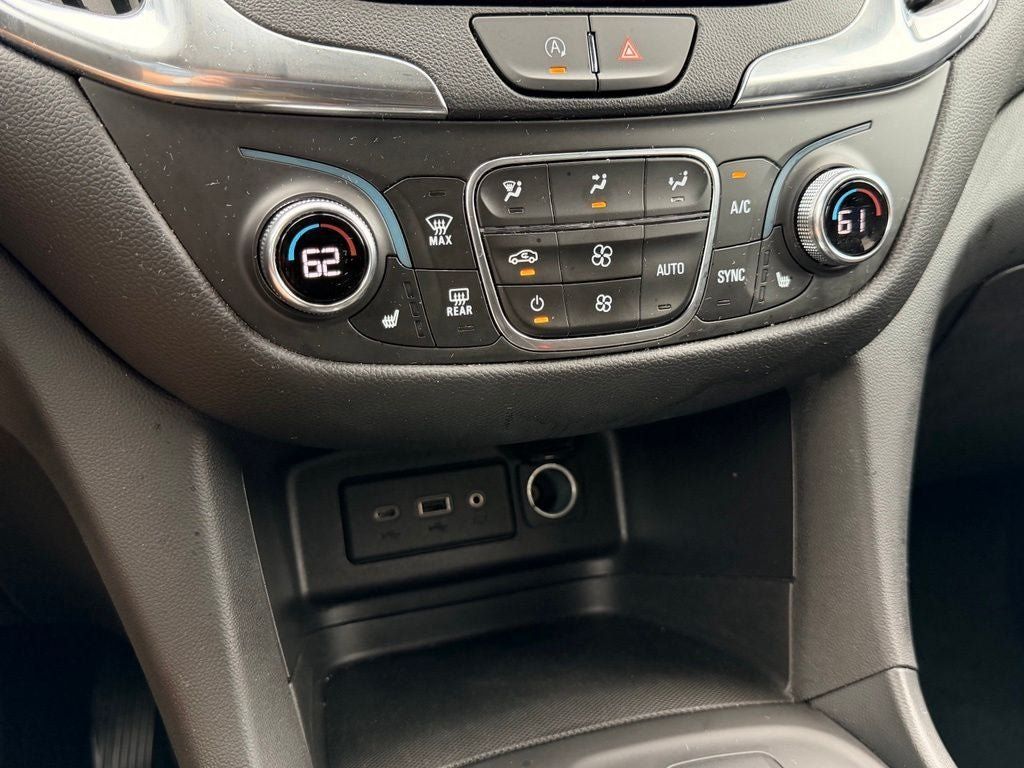 Used 2024 Chevrolet Equinox LT FWD image 29