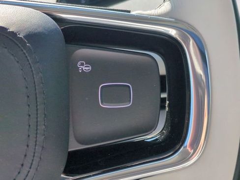 Used 2025 Lincoln Navigator Reserve AWD/4WD image 18