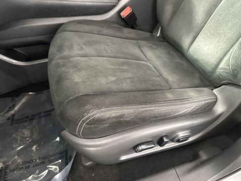 Used 2017 Nissan Murano SV image 16