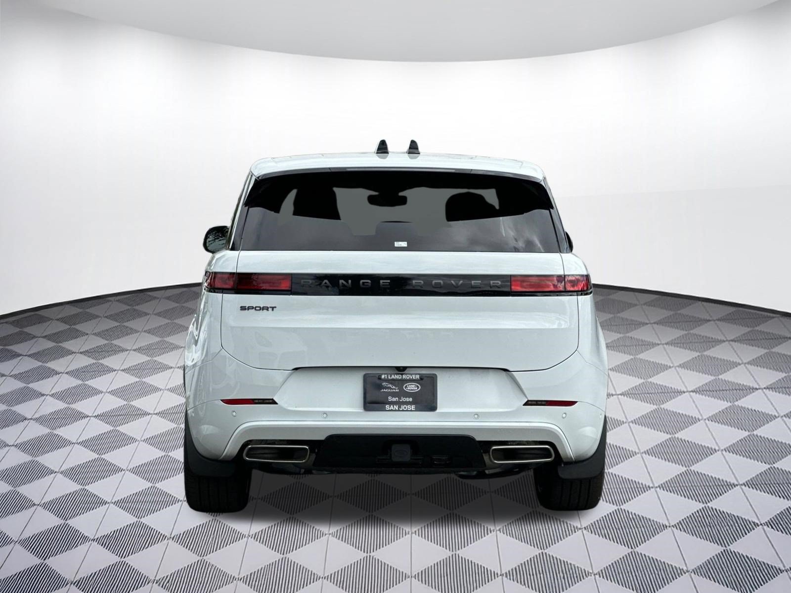 New 2026 Land Rover Range Rover Sport Dynamic SE AWD/4WD image 10