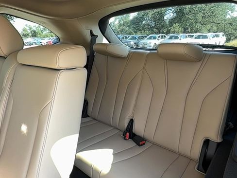 Used 2024 Acura MDX FWD w/ Technology Package image 18