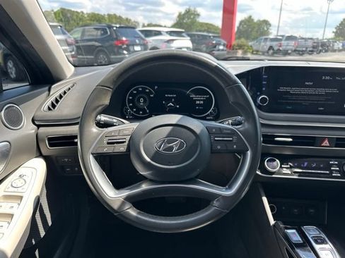 Used 2023 Hyundai Sonata SEL w/ Convenience Package FWD image 12