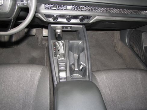 Certified 2024 Honda Accord EX image 15