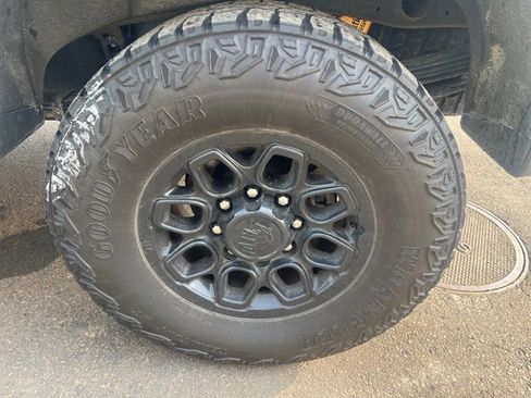 Used 2024 Chevrolet Silverado 2500 ZR2 w/ ZR2 Bison Edition image 10