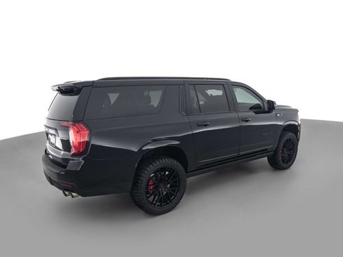 Used 2021 GMC Yukon XL Denali w/ Denali Premium Package AWD/4WD image 5