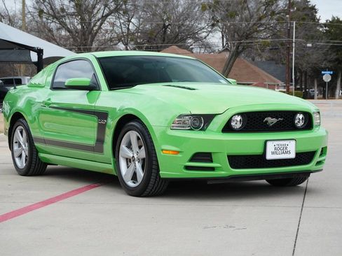 Used 2014 Ford Mustang GT Premium image 6