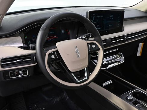 New 2026 Lincoln Corsair Premiere AWD/4WD image 12