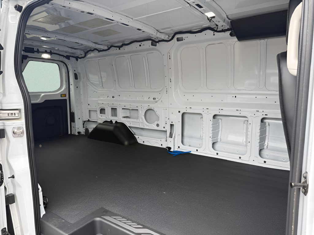 Used 2024 Ford Transit 150 Low Roof AWD w/ Exterior Upgrade Package image 7