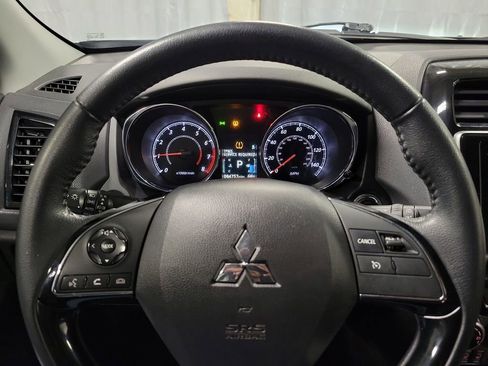 Used 2022 Mitsubishi Outlander Sport Black Edition image 14