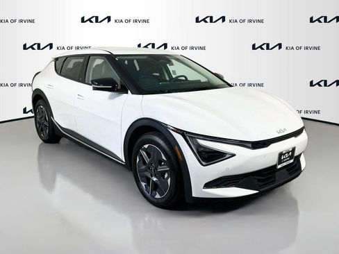 New 2026 Kia EV6 Light RWD image 1
