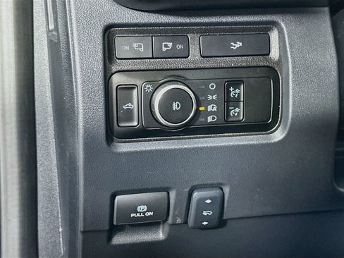 Used 2024 Ford F350 Lariat AWD/4WD image 22