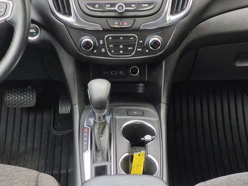 Used 2024 Chevrolet Equinox LT AWD/4WD image 10