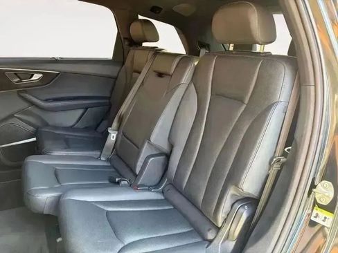 Used 2025 Audi Q7 2.0T Premium Plus w/ Premium Plus Package image 13