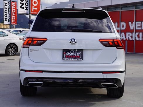 Used 2021 Volkswagen Tiguan SE R-Line image 6