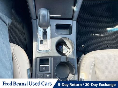 Used 2017 Subaru Outback 2.5i Limited image 15