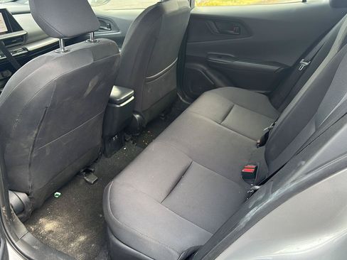 Certified 2025 Toyota Prius LE FWD image 7