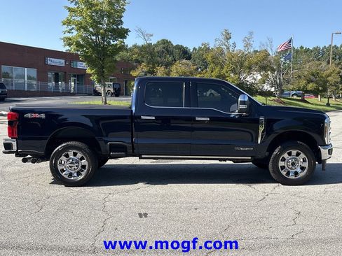 Certified 2025 Ford F250 Lariat w/ Lariat Ultimate Package AWD/4WD image 25