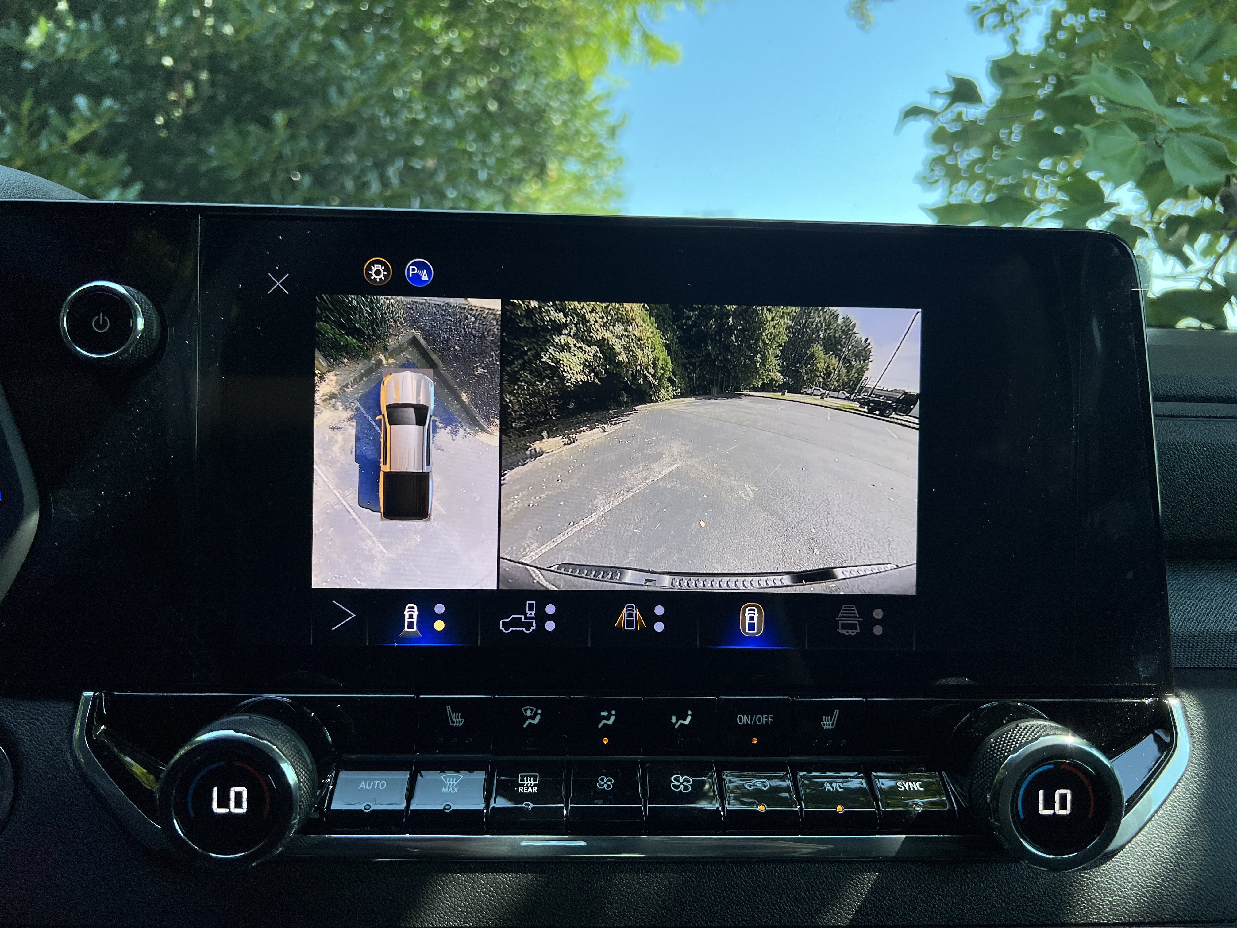 New 2026 Chevrolet Colorado Trail Boss AWD/4WD image 25