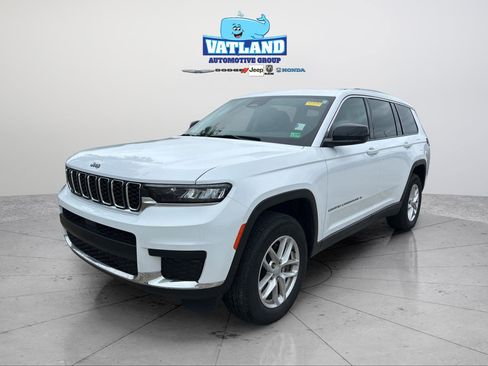 Used 2023 Jeep Grand Cherokee L Laredo w/ Luxury Tech Group I image 20