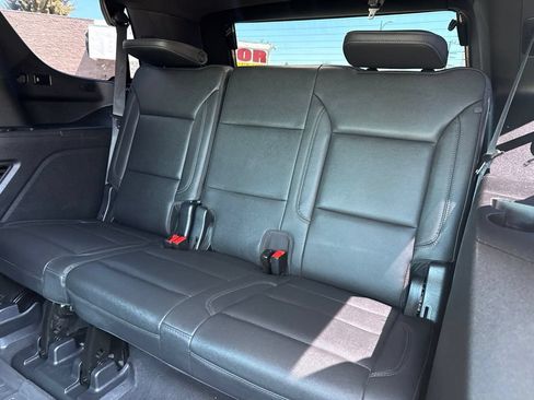 Used 2022 Chevrolet Tahoe LT w/ Luxury Package AWD/4WD image 22