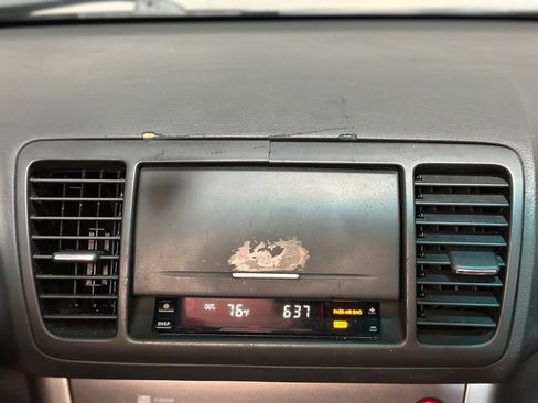 Used 2005 Subaru Outback 2.5i image 15