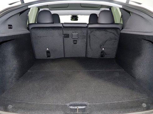 Used 2026 Tesla Model Y Long Range RWD image 49