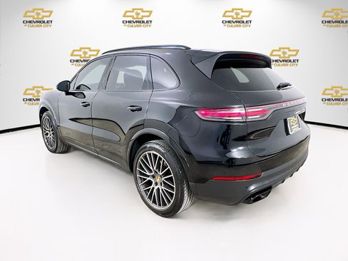 Used 2023 Porsche Cayenne Platinum Edition AWD/4WD image 5