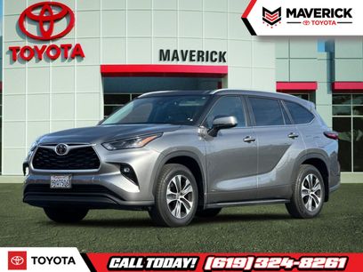 Used 2025 Toyota Highlander XLE