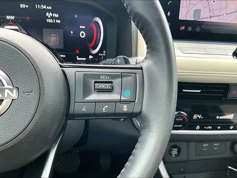 Certified 2024 Nissan Rogue SL AWD/4WD image 11