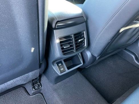 Used 2024 Kia Seltos SX AWD/4WD image 8